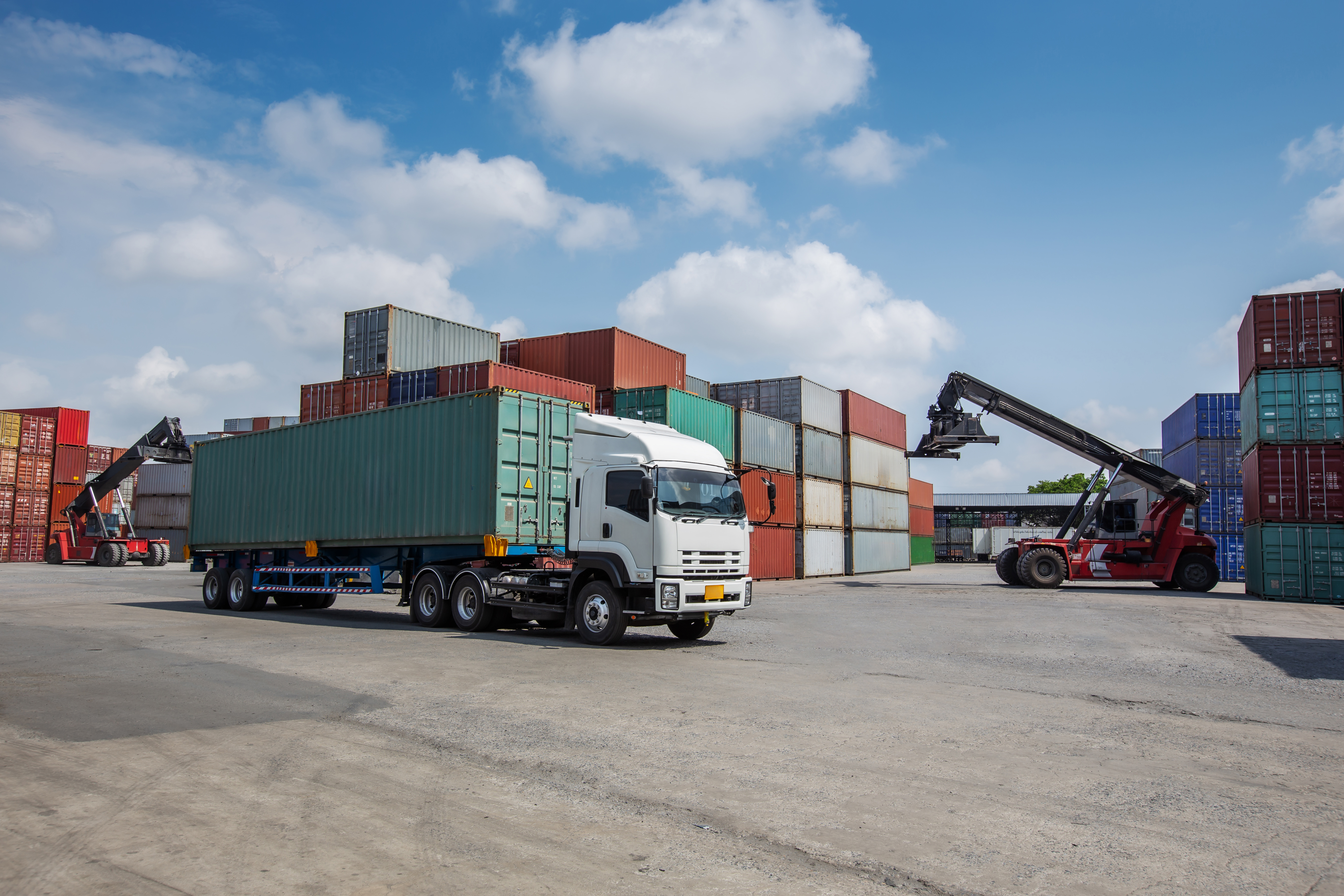Layanan Logistik Ekspres